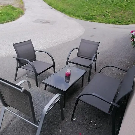 Appartement Haus In Der Kurve