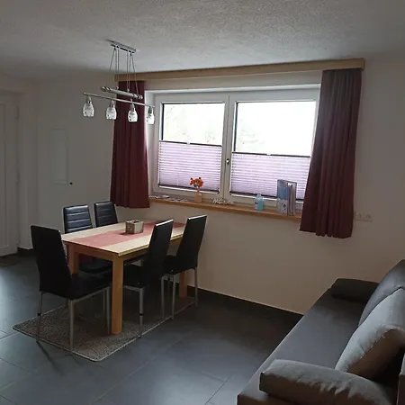 Haus In Der Kurve * Kappl (Landeck)