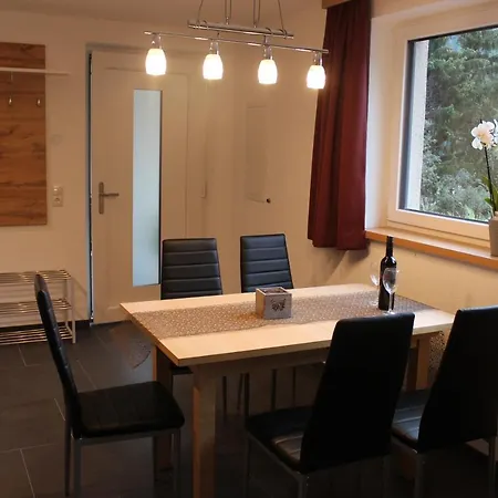 Haus In Der Kurve Διαμέρισμα *