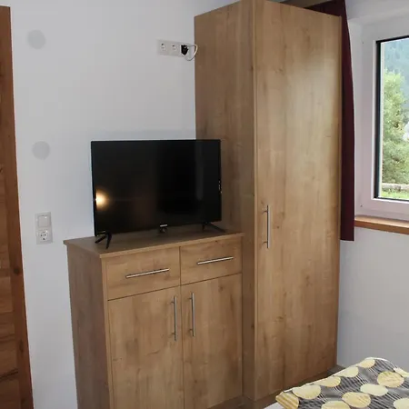 Apartment Haus In Der Kurve *